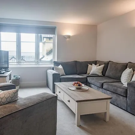 Minarvon - 2 Bedroom Apartment - Saundersfoot Exterior photo